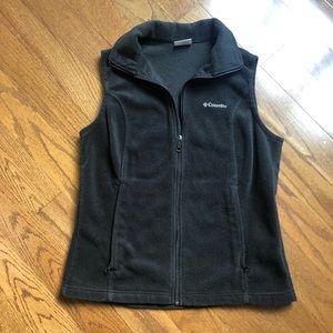 Columbia black vest